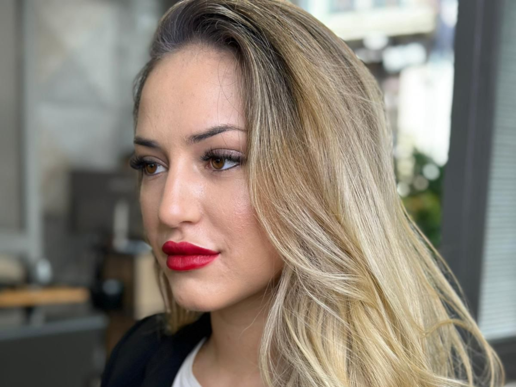 Maquillaje y peinado La Salá Style Room