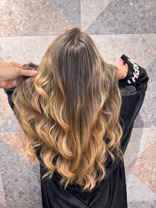 Mechas cabello castaño